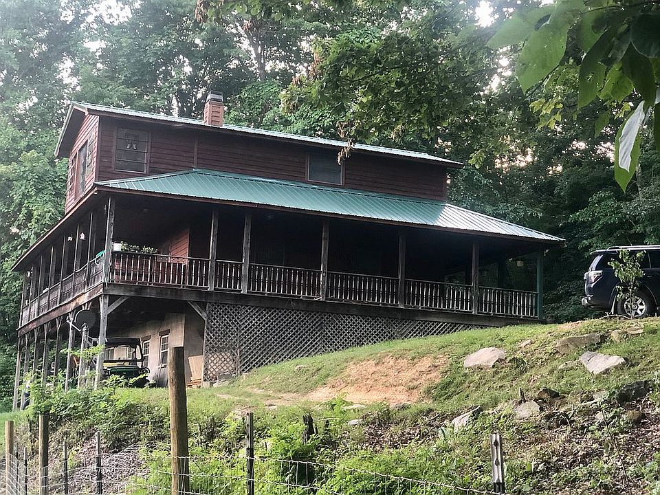 1st image of 465 Vista View Dr