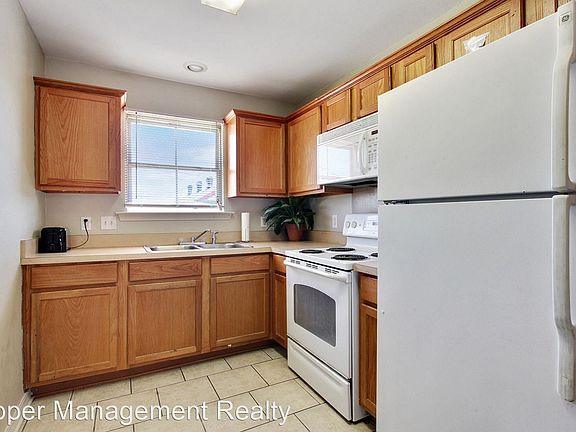 5th image of 803 Felicity St APT 5