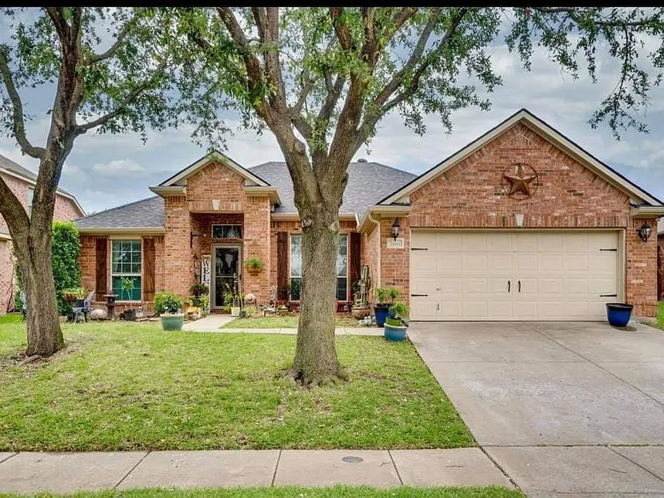 11601 Crystal Falls Dr