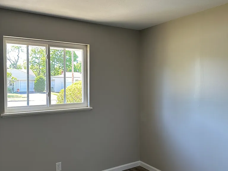 1109 Ranchland Dr — Photo 11