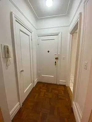 Rented by Peter R. Hungerford, LREB | media 12