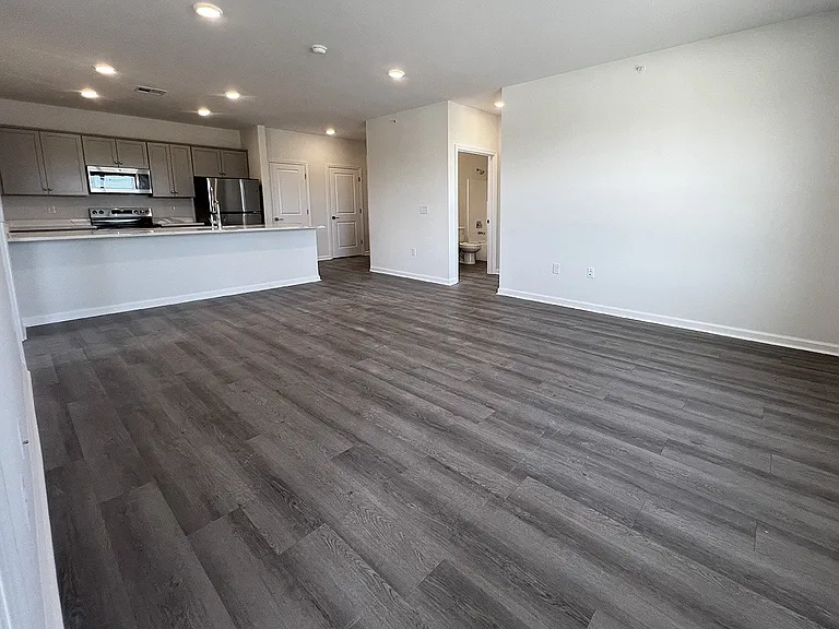Linden Lofts — Photo 14
