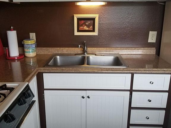 2nd image of 500 Glenwood Cir APT 334
