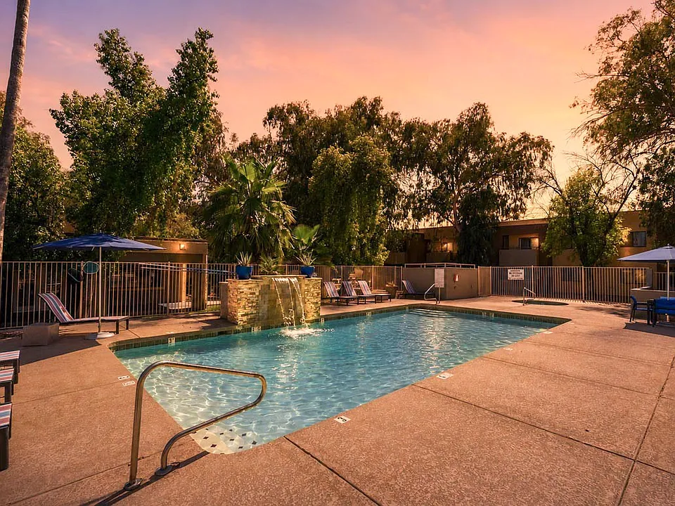 Union Hills Estates