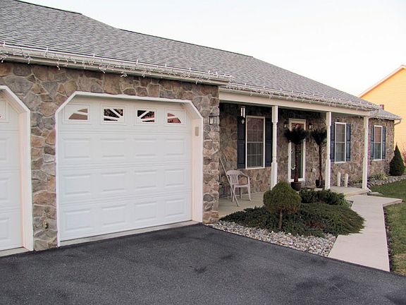 2nd image of 316 Edison Dr