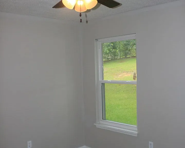 3726 Crest Dr — Photo 29