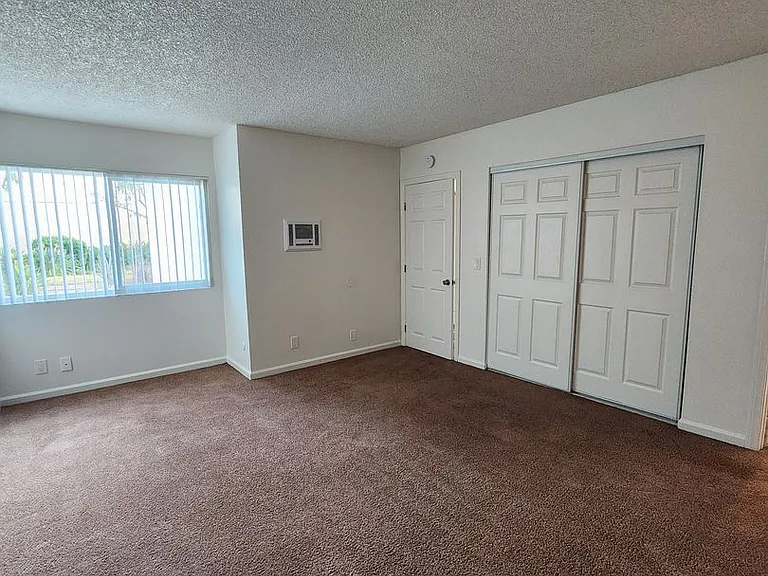 3738 Beyer Blvd #K — Photo 10
