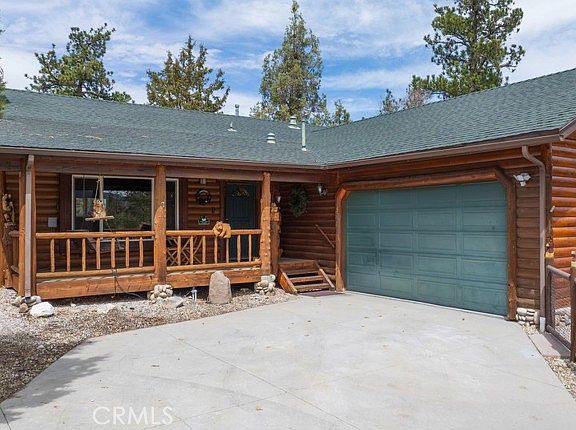 5th image of 741 Villa Grove Avenue