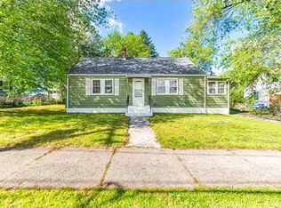 58 Roosevelt Ter, Springfield, MA 01109