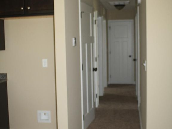 5th image of 109 Bluegrass Dr