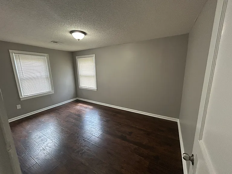 948 N Dellrose Ave — Photo 7
