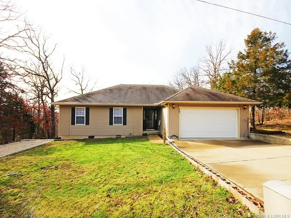 70 Lakeshire Dr, Camdenton, MO 65020