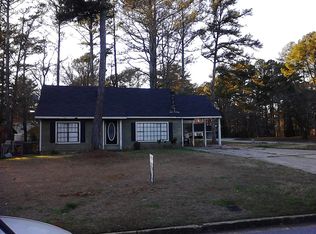 9047 Dorsey Rd, Riverdale, GA 30274