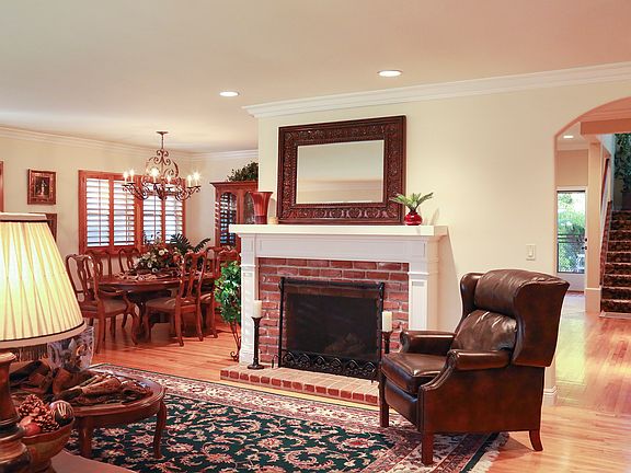 4th image of 5127 E Vista Hermosa St