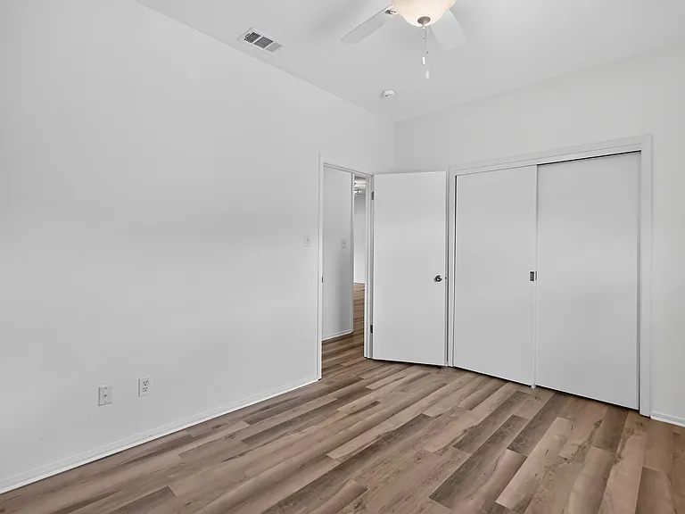 5701 Scout Blf — Photo 16