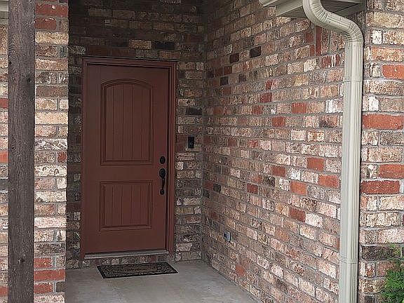 3rd image of 18253 Astor Dr