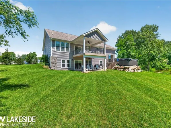 6695 West St, Caseville, MI 48725