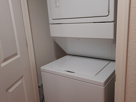 5th image of 5497 Carlson Dr APT 101
