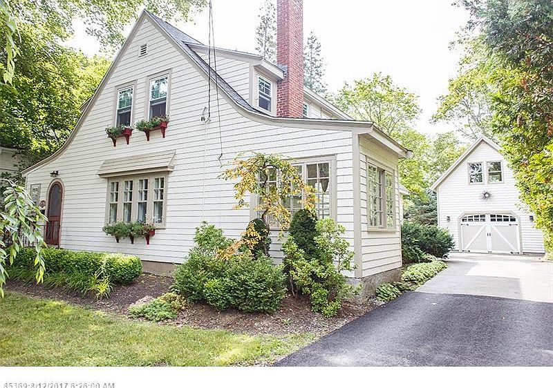 106 Beech St, Rockland, ME 04841 Zillow