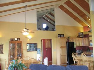 61 Awalau Rd, Haiku, HI 96708