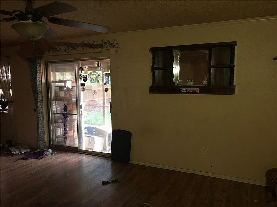 2nd image of 3973 Janice Ln