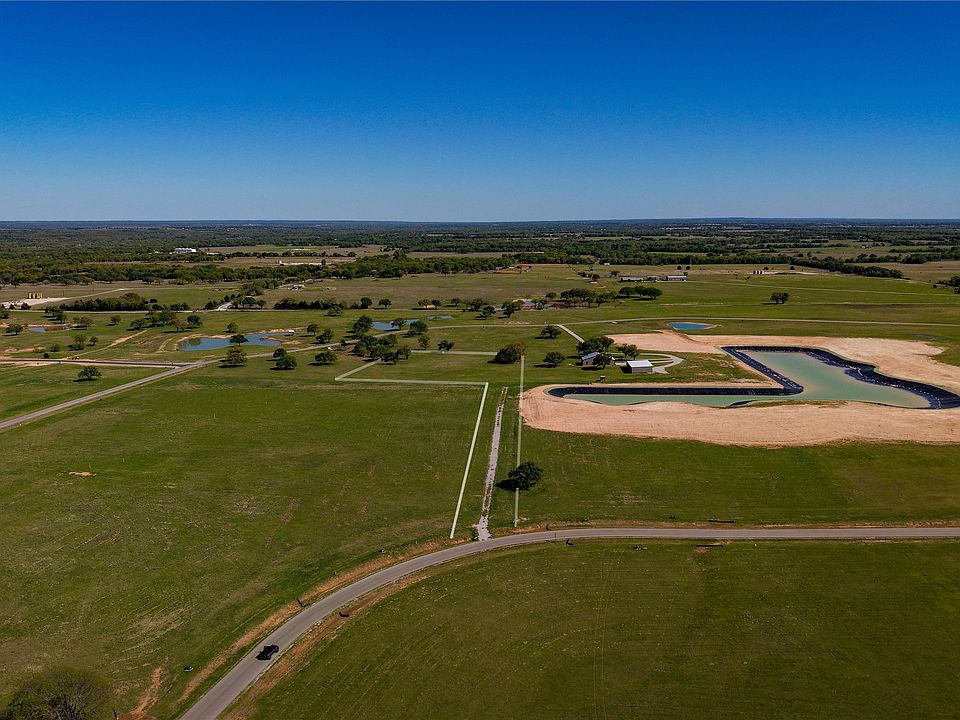 1st image of 61 Stonebridge Blvd