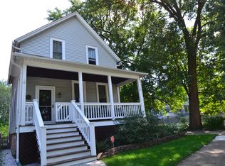 10927 S Oakley Ave, Chicago, IL 60643