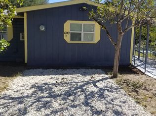 609 4th St, Natalia, TX 78059