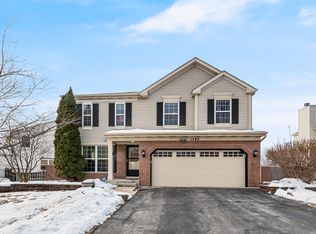 1544 Suncrest Ln, Bolingbrook, IL 60490