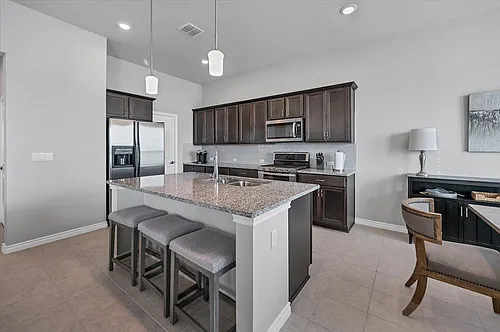 125 Harborside Dr #102 Photo 1