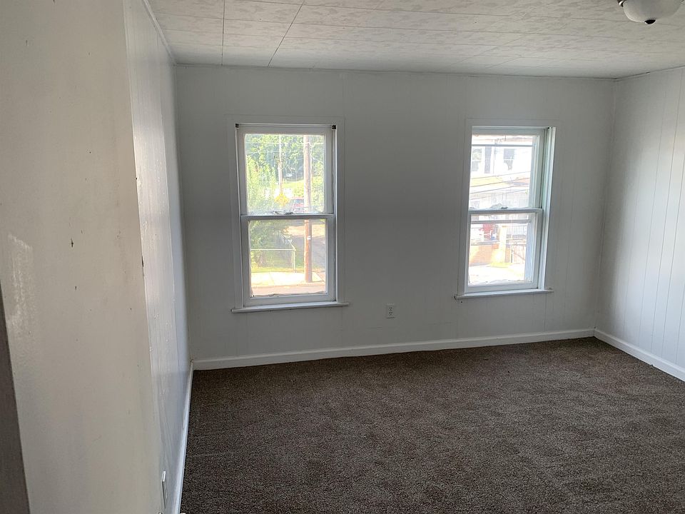 2nd image of 414 East Ave Floor 1