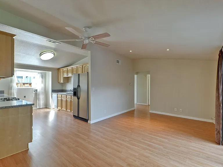 18701 Newsom Ave — Photo 9