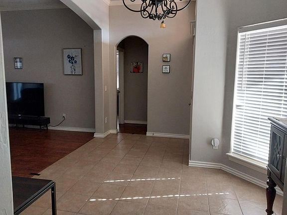 3rd image of 2317 NW 152nd St