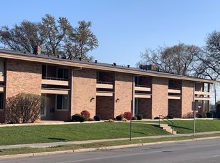 5506 N 76th St APT 9, Milwaukee, WI 53218