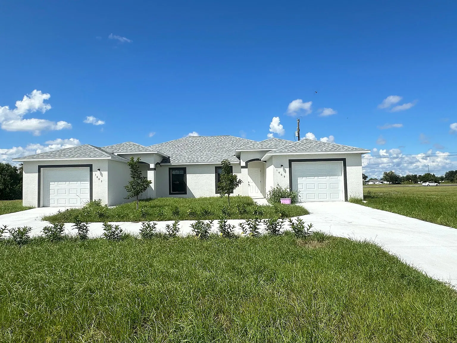 Brand New Duplex Both Sides Available — Photo 2