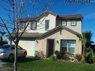 207 Cedarwood Ct, Lodi, CA 95240