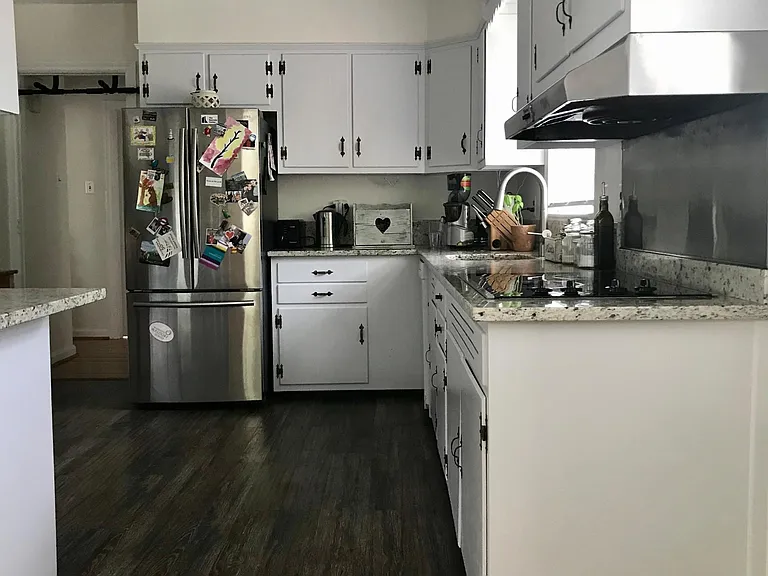 Kitchen - new elegant granite countertop