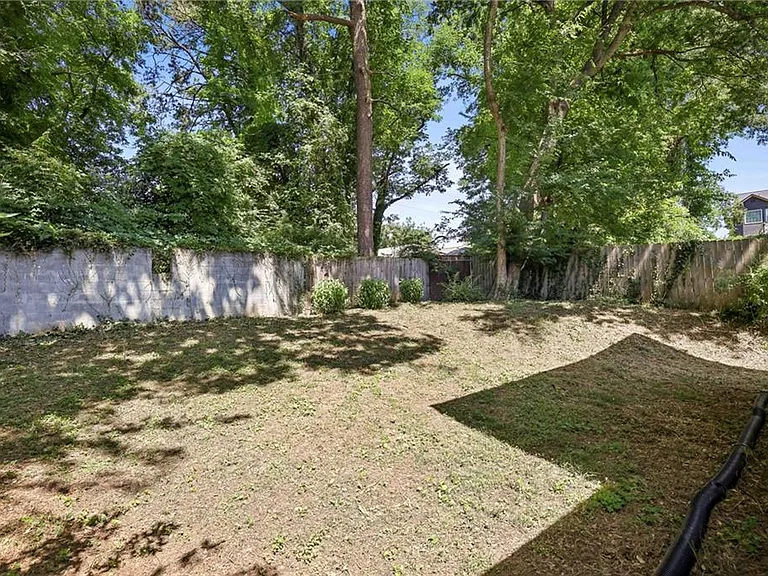 875 Beryl St SW — Photo 26