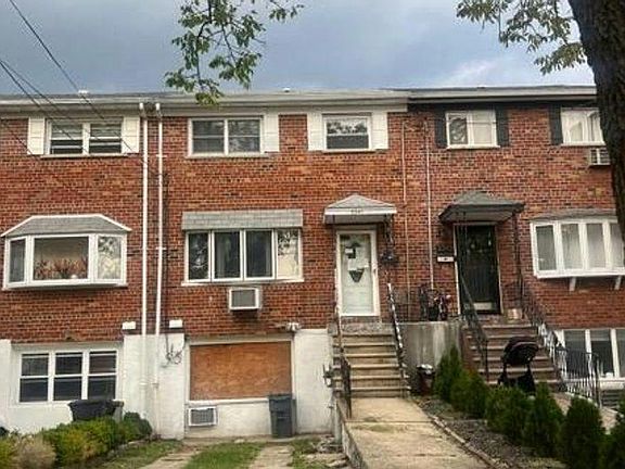 4th image of 3347 Lucerne St