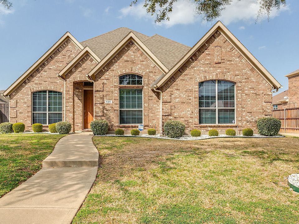1st image of 625 Memorial Hill Way