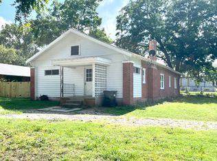 1022 W 10th St, Sulphur, OK 73086