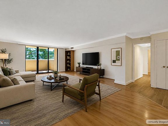 3rd image of 1101 S Arlington Ridge Rd APT 304
