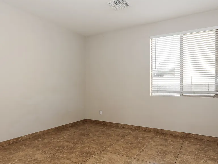 3014 W Donner Dr — Photo 14