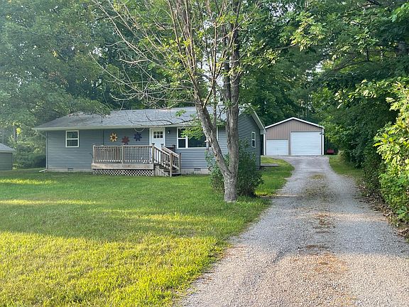3rd image of 10260 Harrison Rd