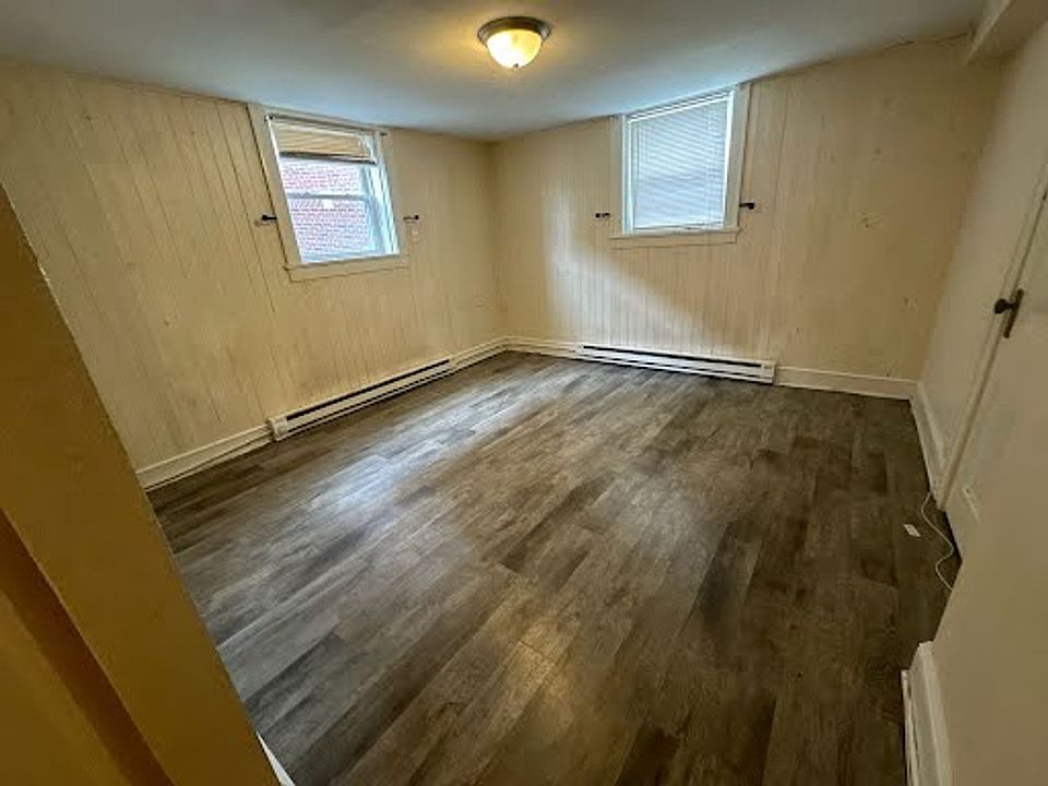 1st image of 3638 E Plankinton Ave