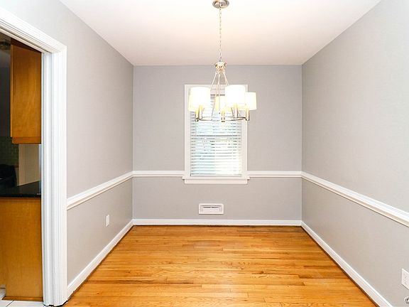 4th image of 1214 Blue Jay Ln