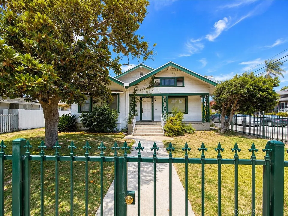 103 S Ardmore Ave