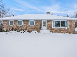 2860 E Center Rd, Hastings, MI 49058