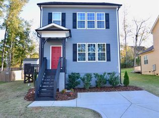 324 Chamberlain Dr, Clayton, NC 27527