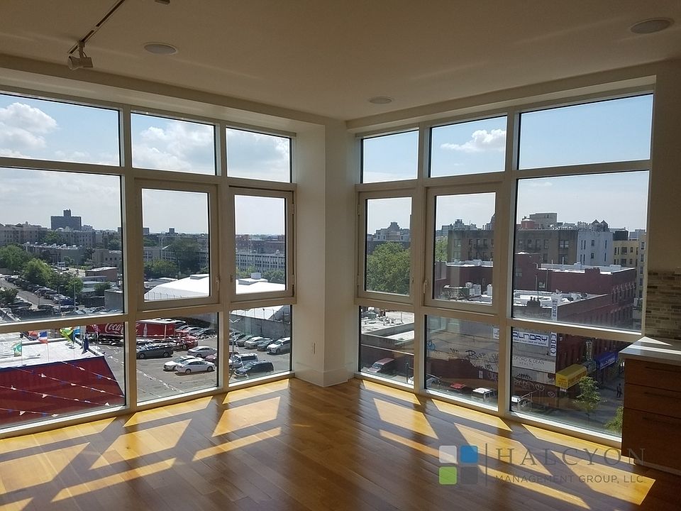1st image of 301 Sullivan Pl APT 2G